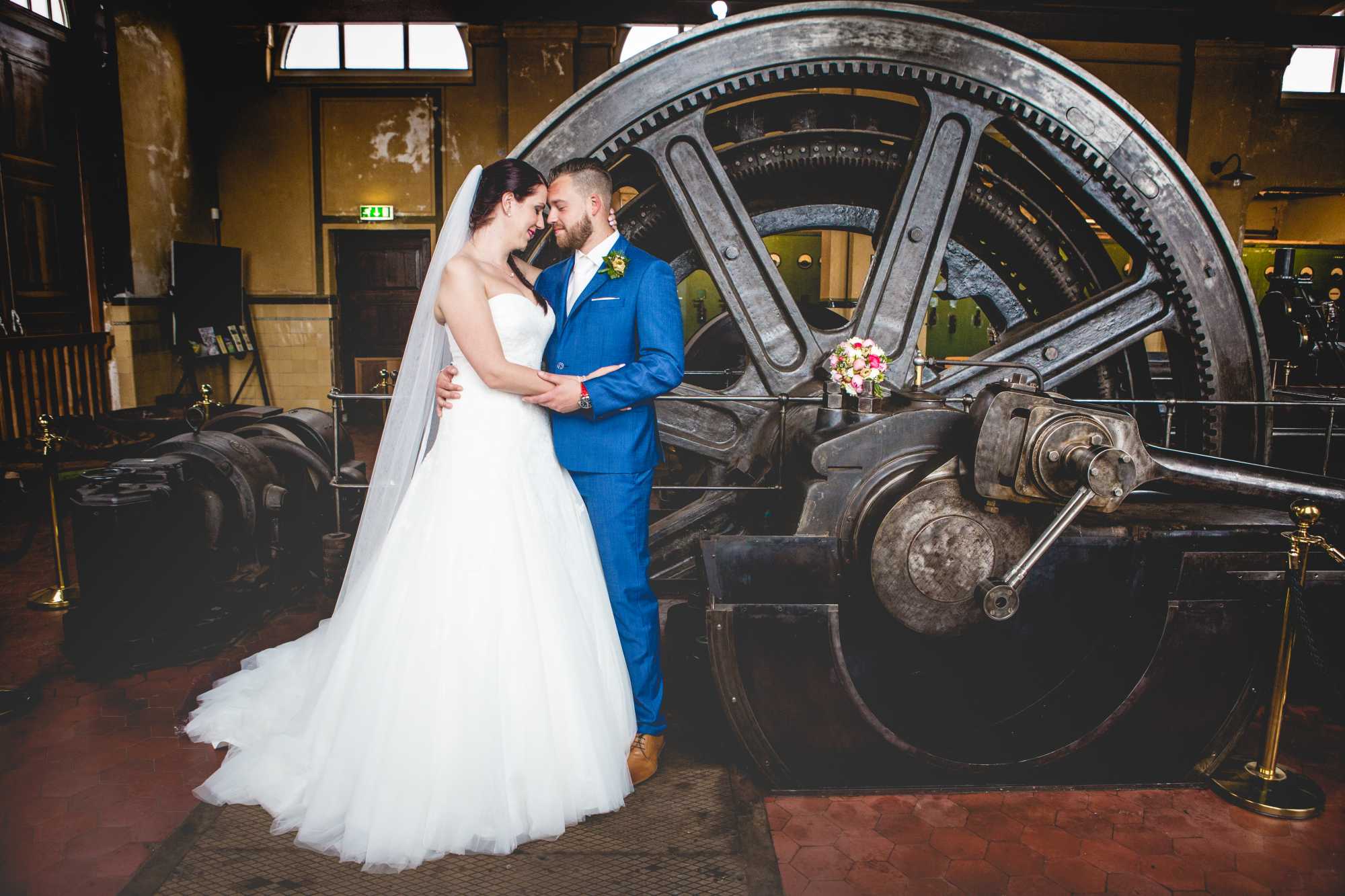 Bruidsreportage bij de Leerfabriek in Oisterwijk