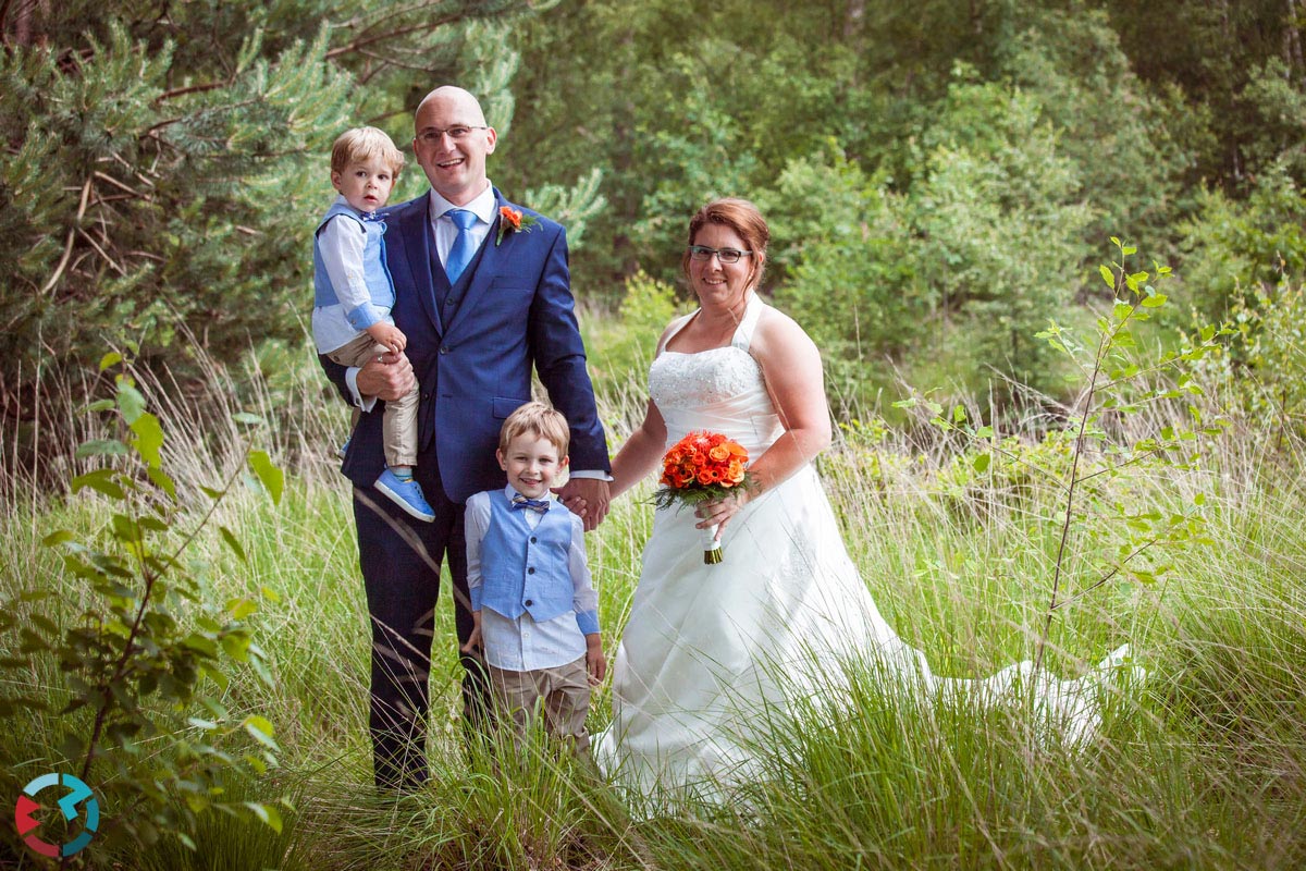 Twee bruidsfotografen in Oisterwijk | Het Boscafé
