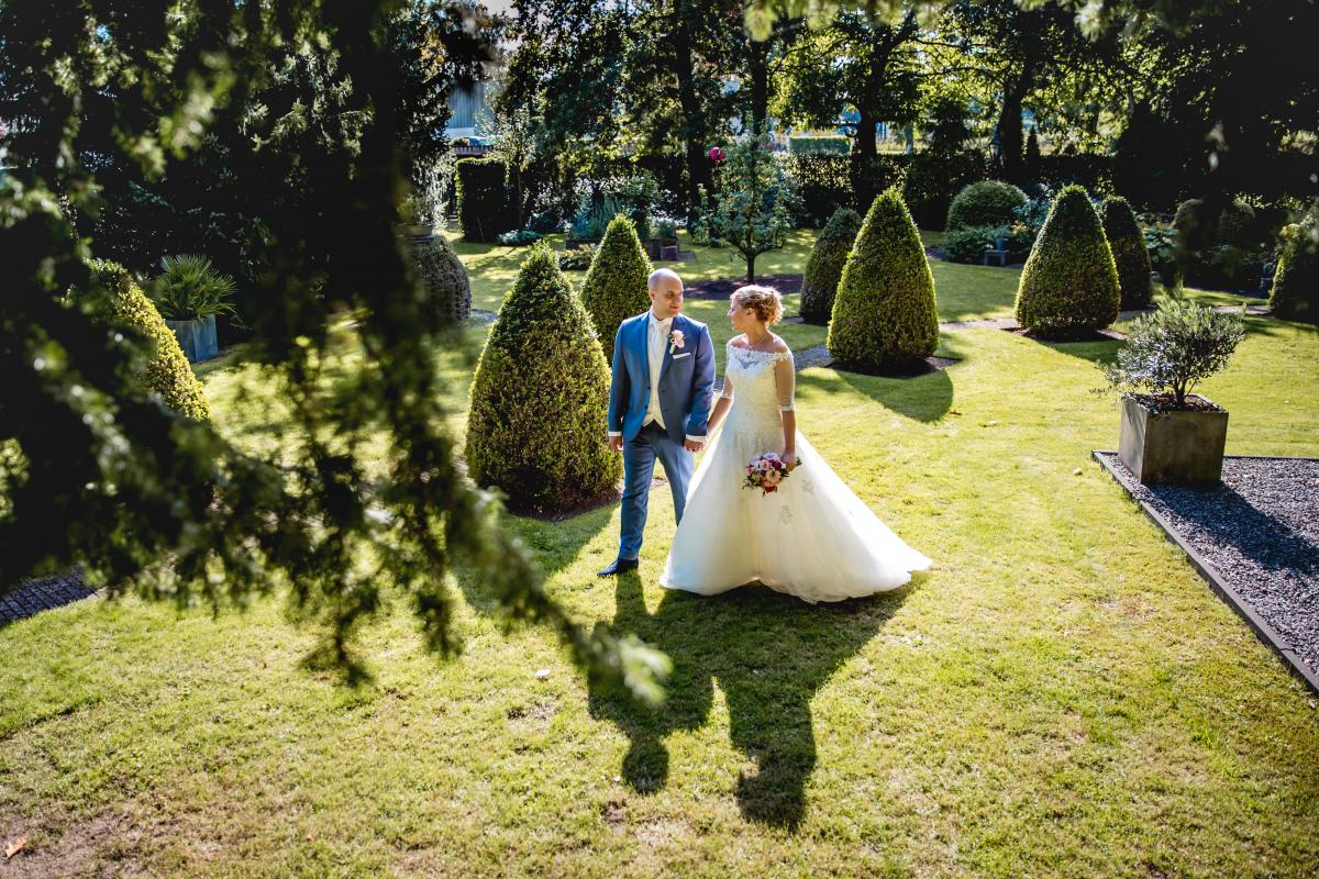 Duo bruidsfotografen in Dongen bij De Vlaamse Spijcker