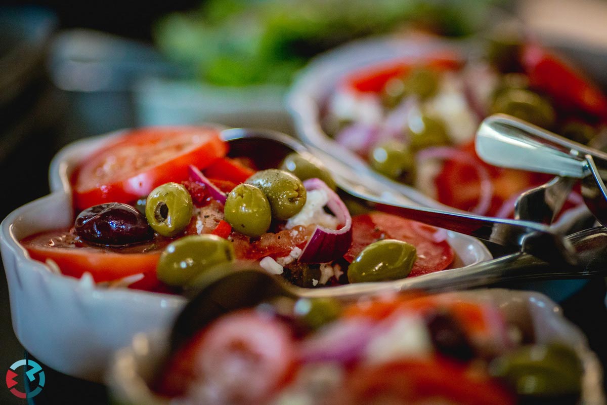 Tomaten met olijven salade