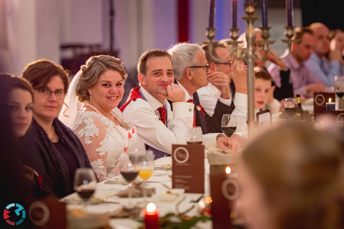 Fotograaf in Raamsdonk bij de Lambertuskerk