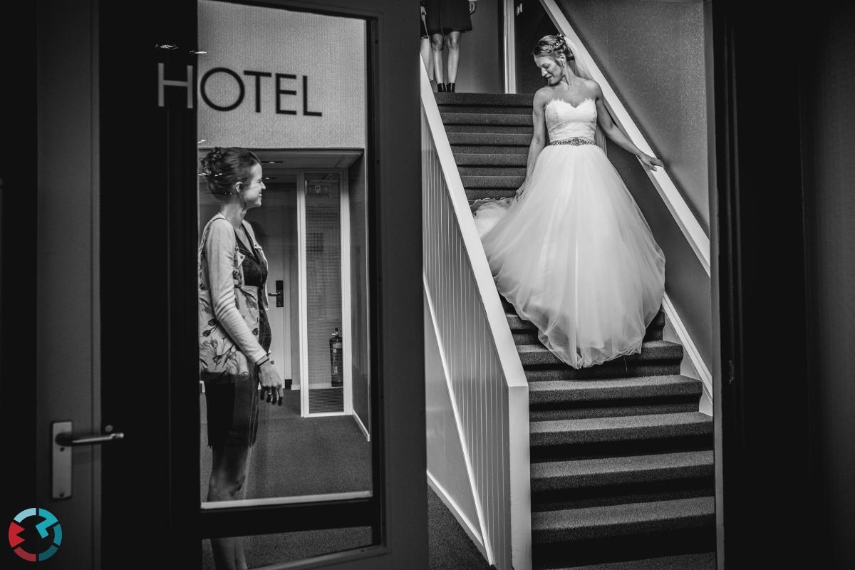 Bruidsfotografie in Soest met prachtige luchten