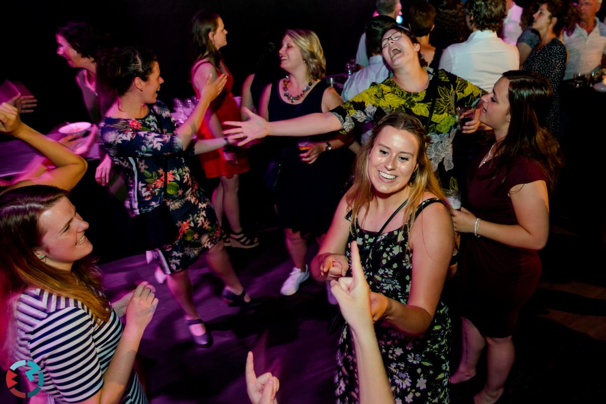 Bruidsfotografie in Tilburg bij het Klasse Theater