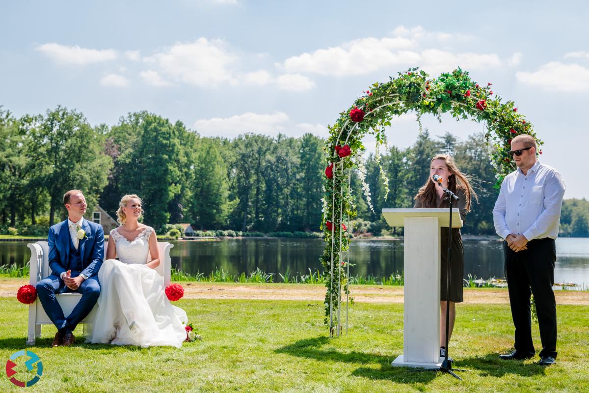 Bruidsfotografie bij Molenhof in Ravels