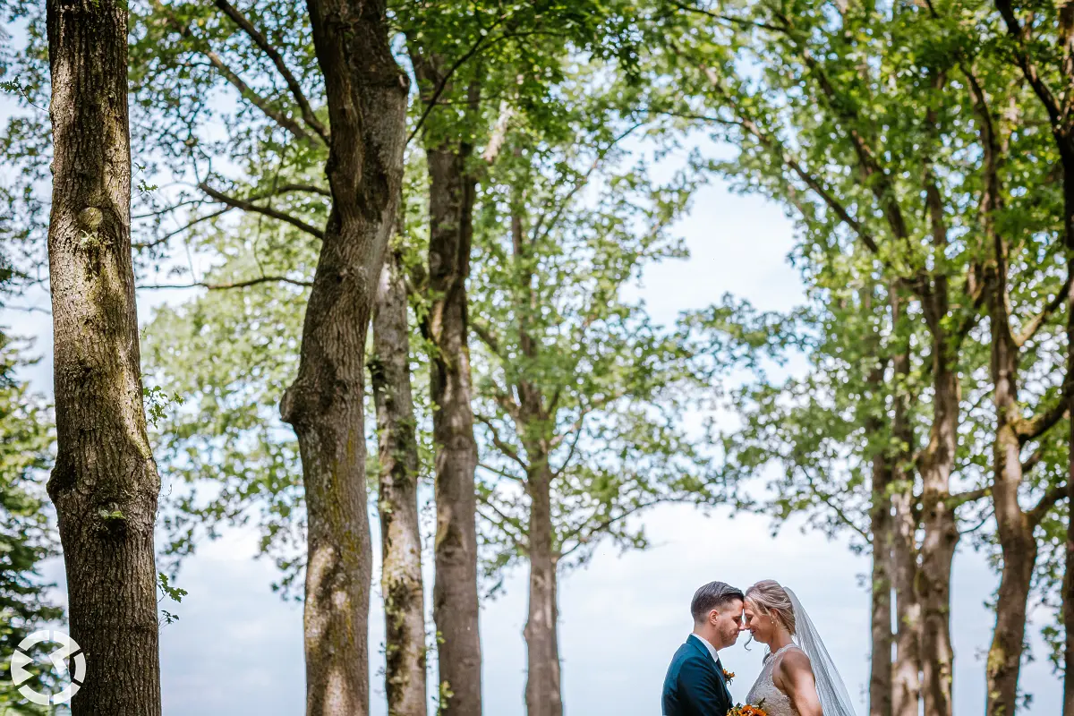 Bruidsfotografie bij kasteel Dussen