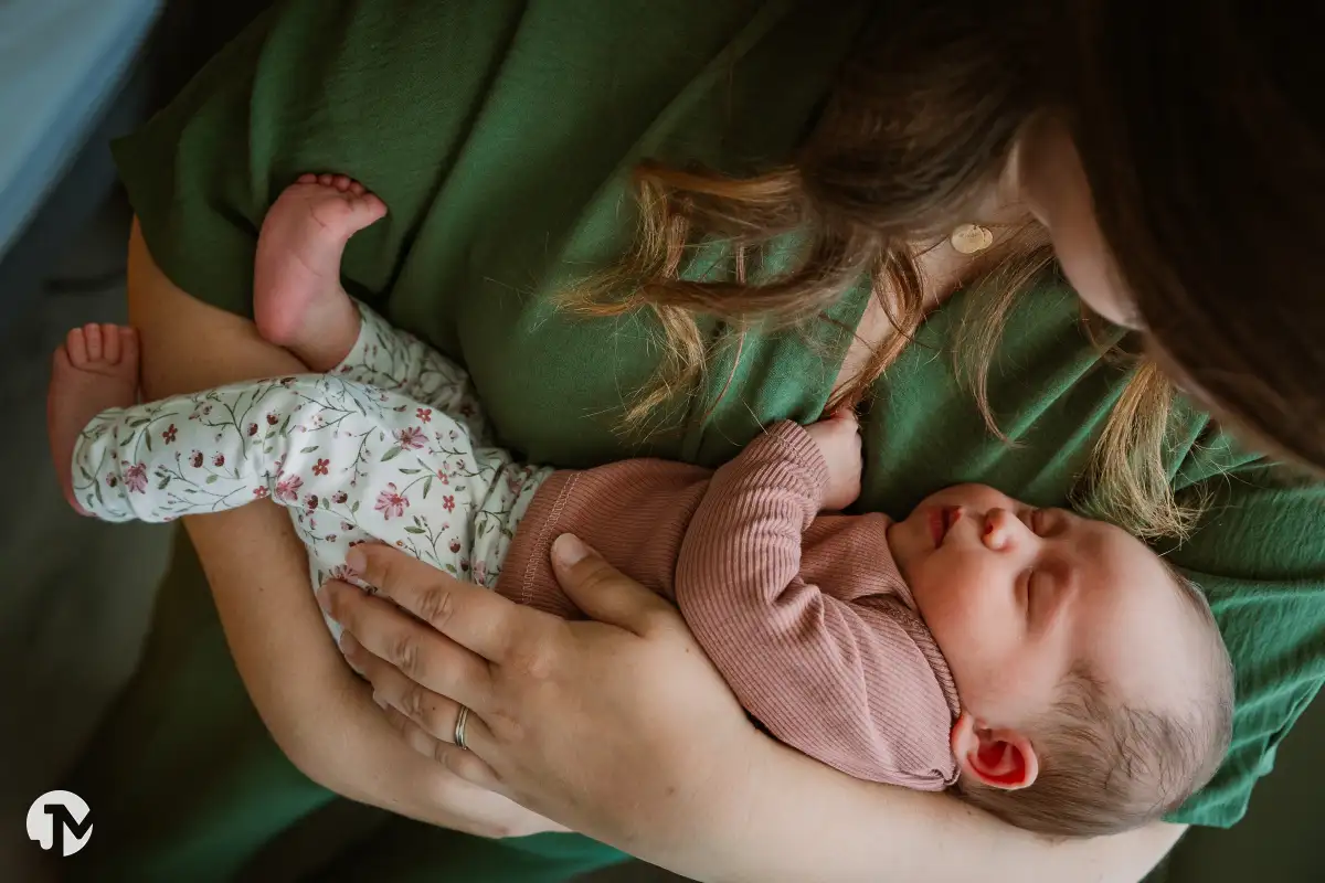 Newbornfotografie aan huis door een fotograaf uit Brabant