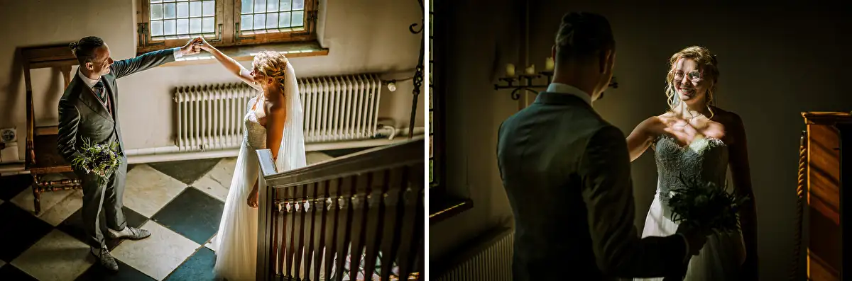 Bruidspaar van twee kanten gefotografeerd tijdens de first look in Kasteel Dussen.