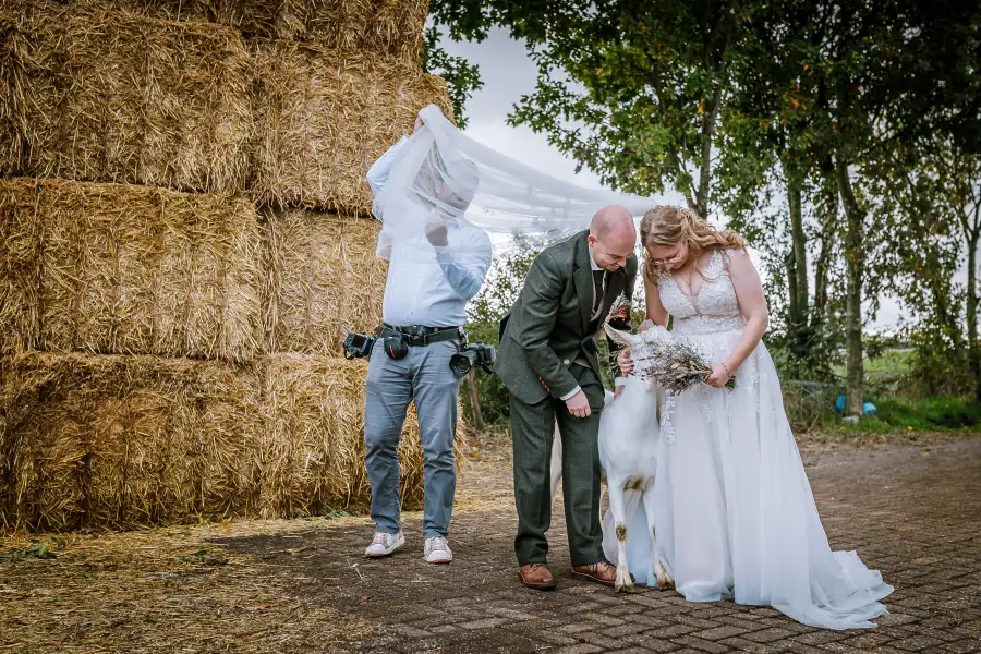 foto van ons aan het werk - achter de schermen 115