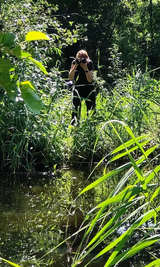 foto van ons aan het werk - achter de schermen 110