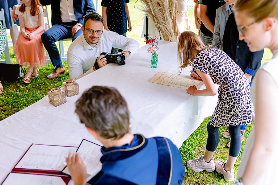 foto van ons aan het werk - achter de schermen 33
