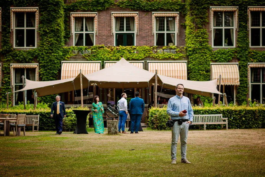 foto van ons aan het werk - achter de schermen 17