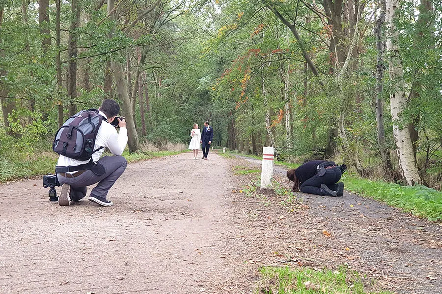 foto van ons aan het werk - achter de schermen 91