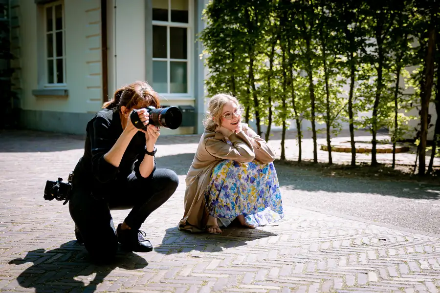 foto van ons aan het werk - achter de schermen 44